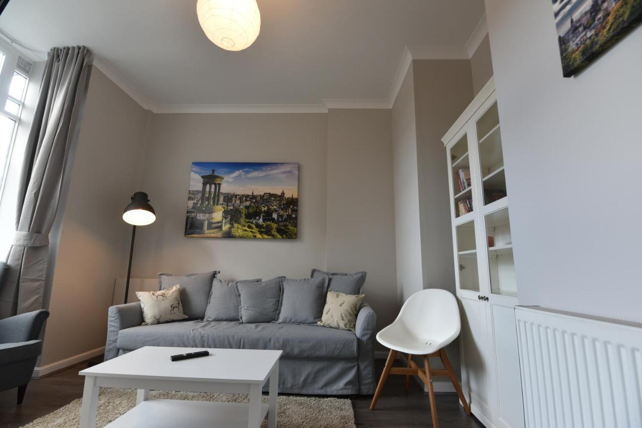 Pleasance Apartment Ground Floor Main Door Access เอดินบะระ ภายนอก รูปภาพ