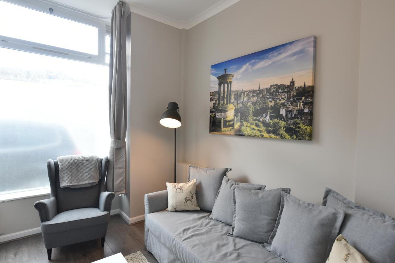 Pleasance Apartment Ground Floor Main Door Access เอดินบะระ ภายนอก รูปภาพ